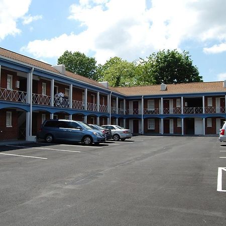 Towne Motel Александрия Екстериор снимка